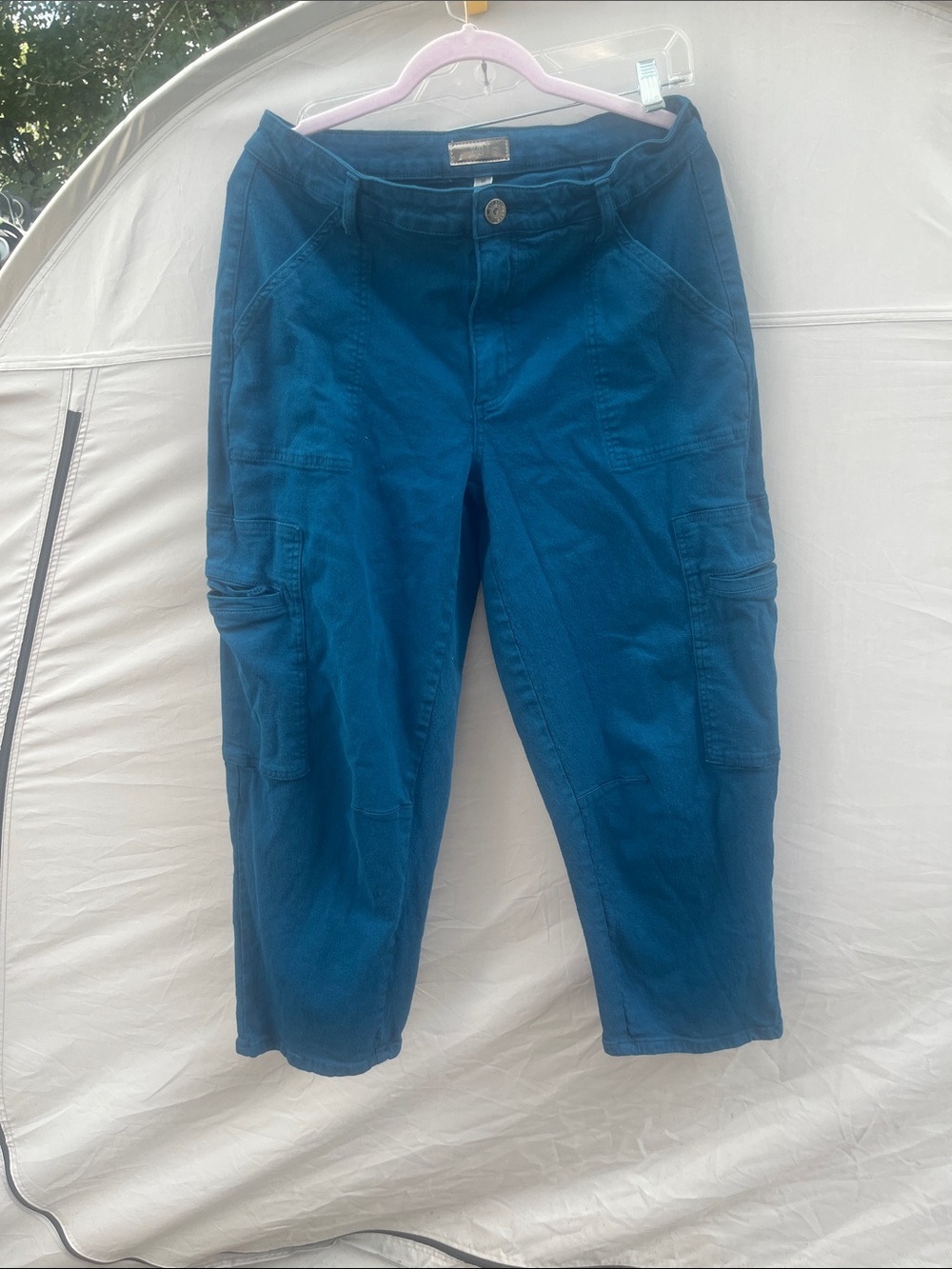 Kut from the Kloth Deep Teal Cargo Capris